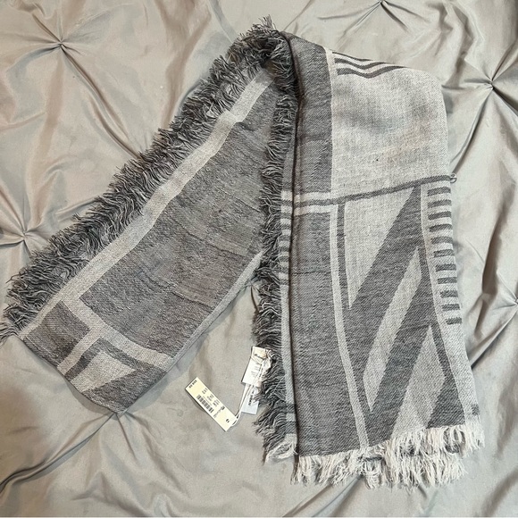 NWT  gray madewell scarf - Picture 2 of 6